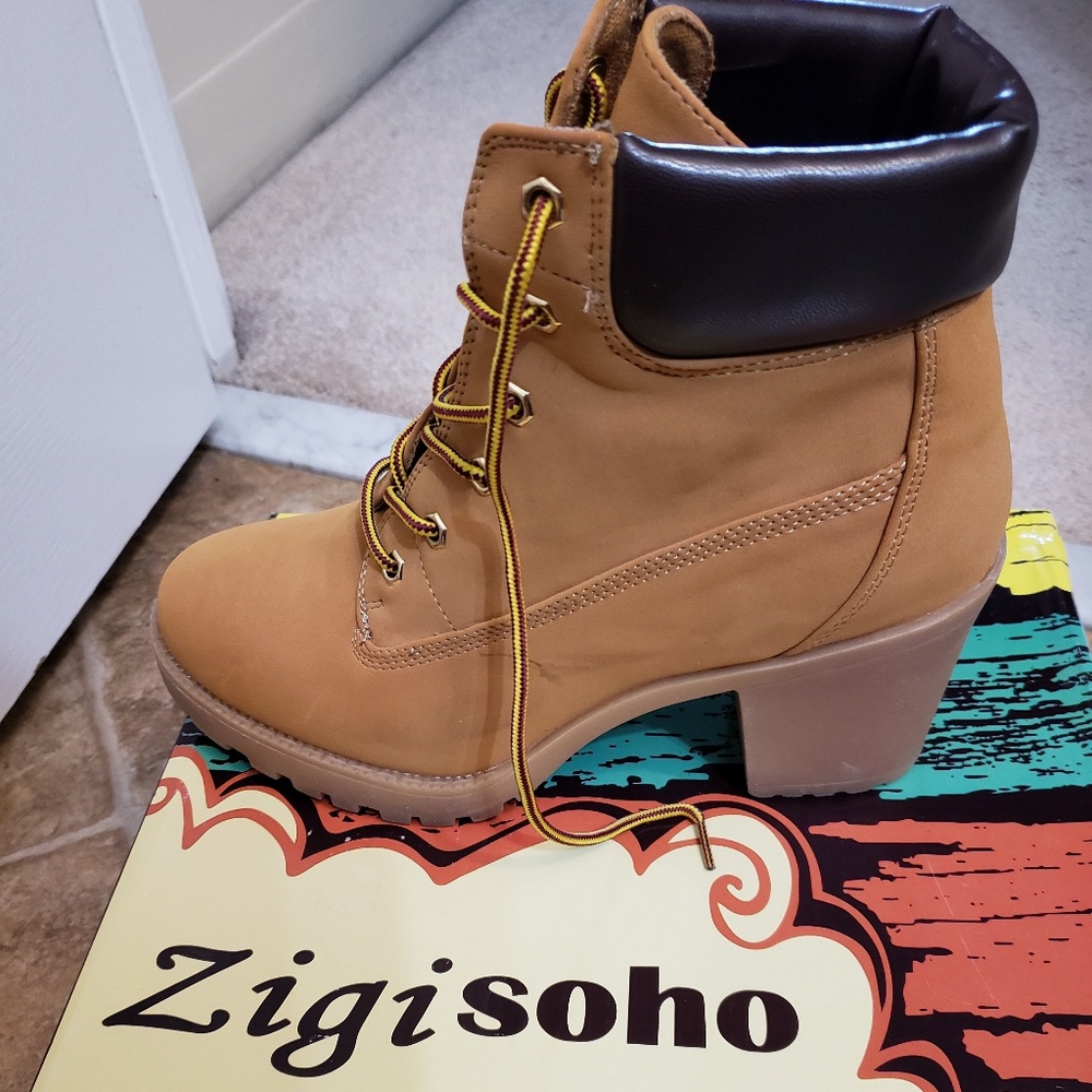 Zigi Soho Tan and Brown Heeled Lace-Up Boots
